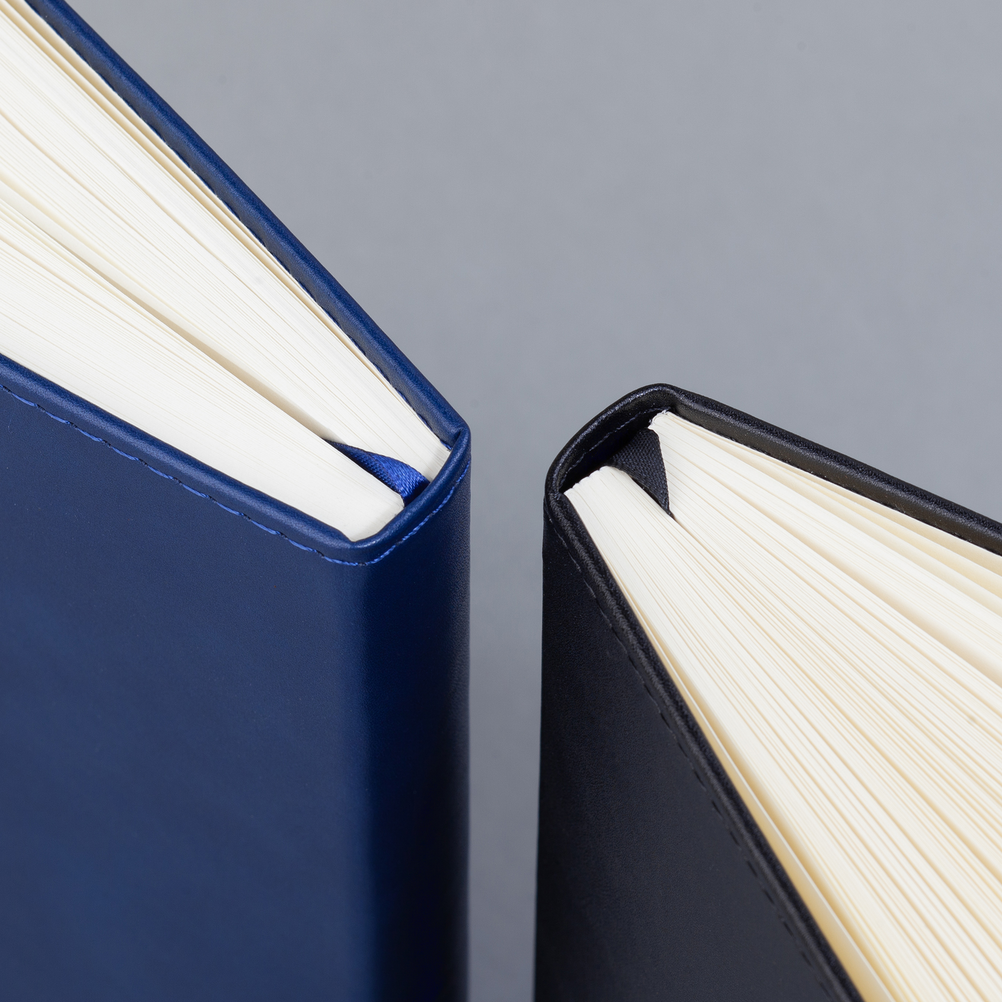 Ежедневник недатированный "Сицилия", формат А5, черный Ежедневник недатированный "Сицилия", формат А5, черный