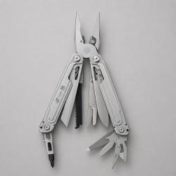Мультитул Stinger, 113 х 22 мм, 21 функция, сталь, серебристый, в картонной коробке, в комплекте нейлоновый чехол