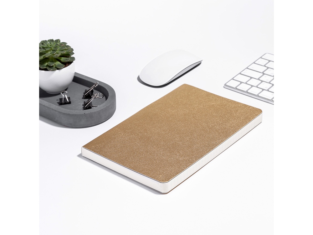 Ежедневник А5 недатированный Megapolis Flex, золотистый