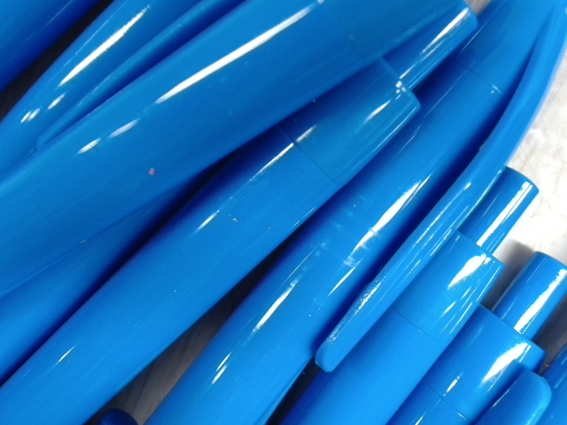 Ручка шариковая пластиковая Air, голубой (Р) Ручка шариковая пластиковая Air, голубой (Р)