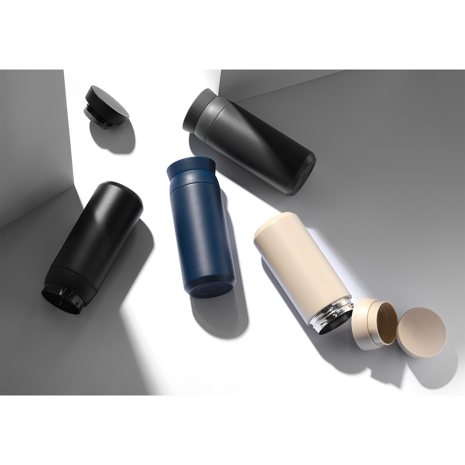 Термобутылка вакуумная герметичная Грейс (Grace), серая