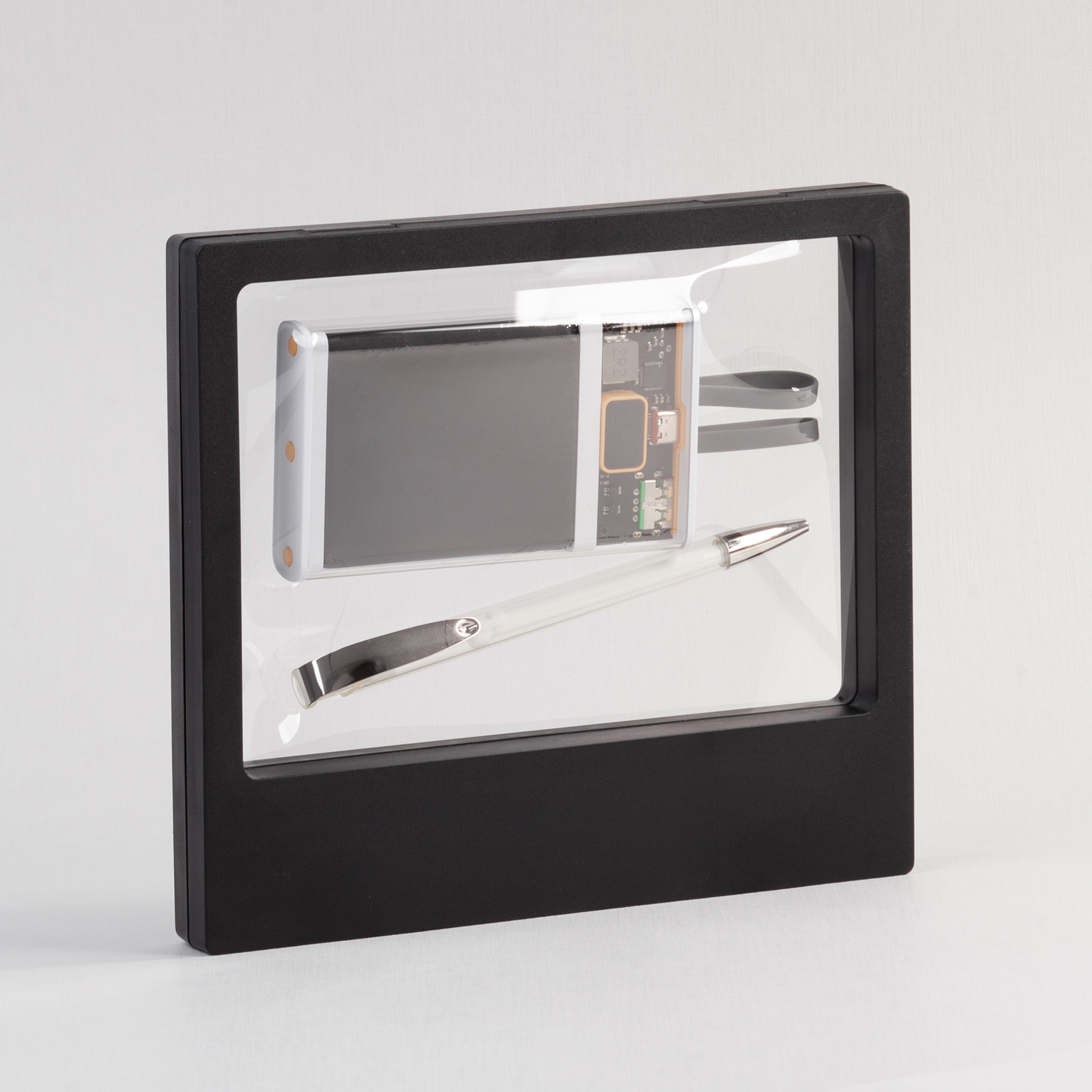 Футляр универсальный "Панорама плюс" Футляр универсальный "Панорама плюс"