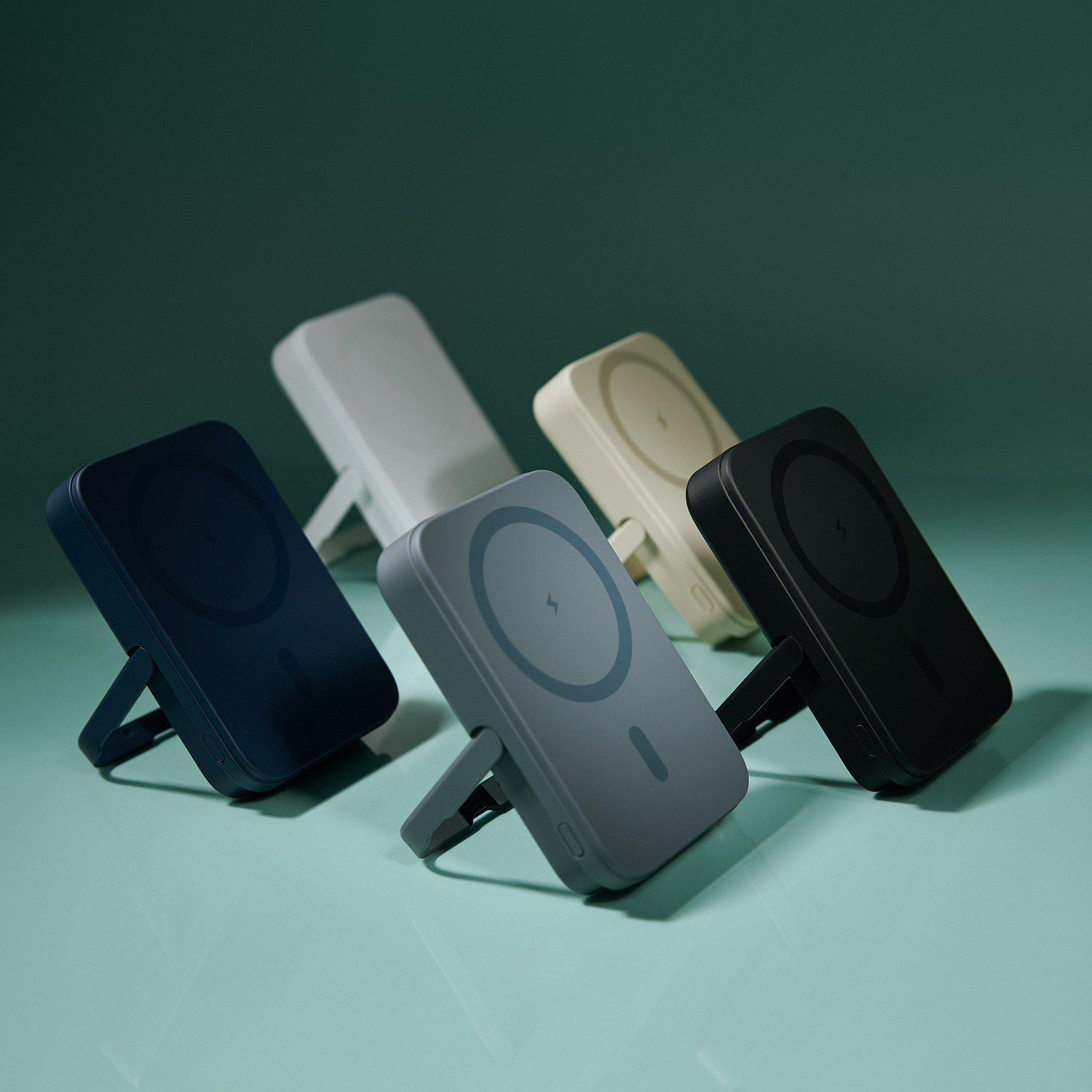 Внешний аккумулятор Юнион PD (Union PD) 10000mAh с функцией беспроводной зарядки 15W, белый Внешний аккумулятор Юнион PD (Union PD) 10000mAh с функцией беспроводной зарядки 15W, белый