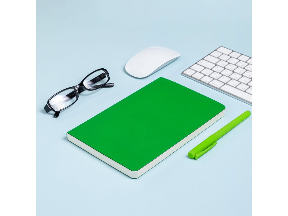 Ежедневник А5 недатированный Megapolis Flex, зеленый флуор