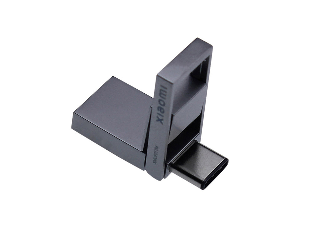 USB 3.0-флешка на 64 Гб с разъемами USB-A и Type-C, серебристый