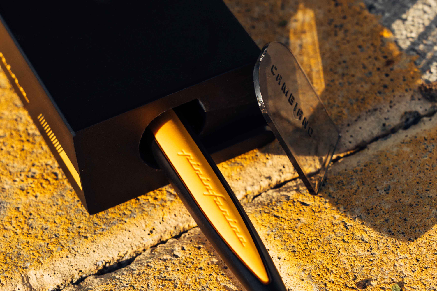 Вечная ручка Pininfarina Cambiano Race Yellow