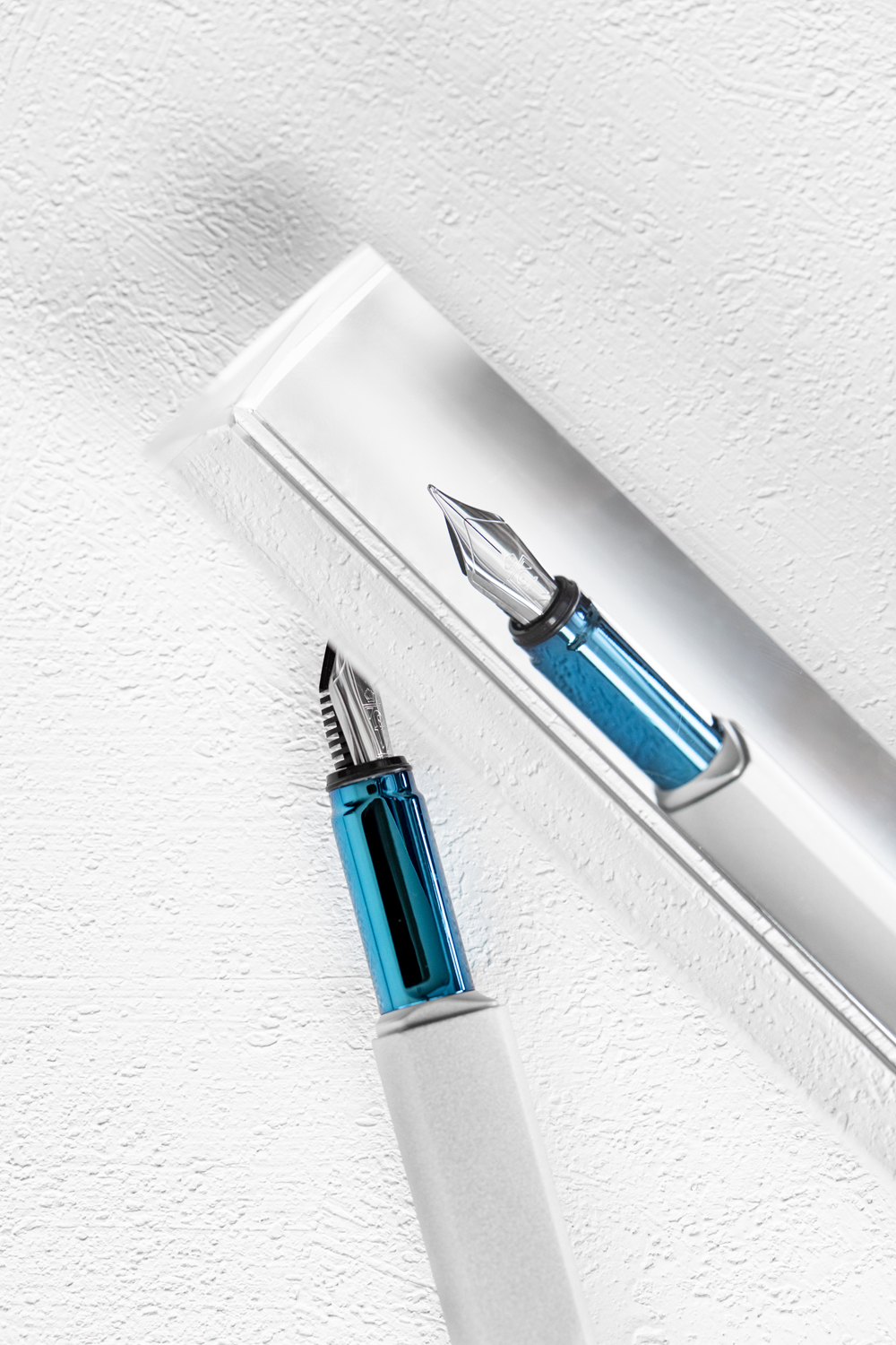 Перьевая ручка PININFARINA PF One SILVER /BLUE