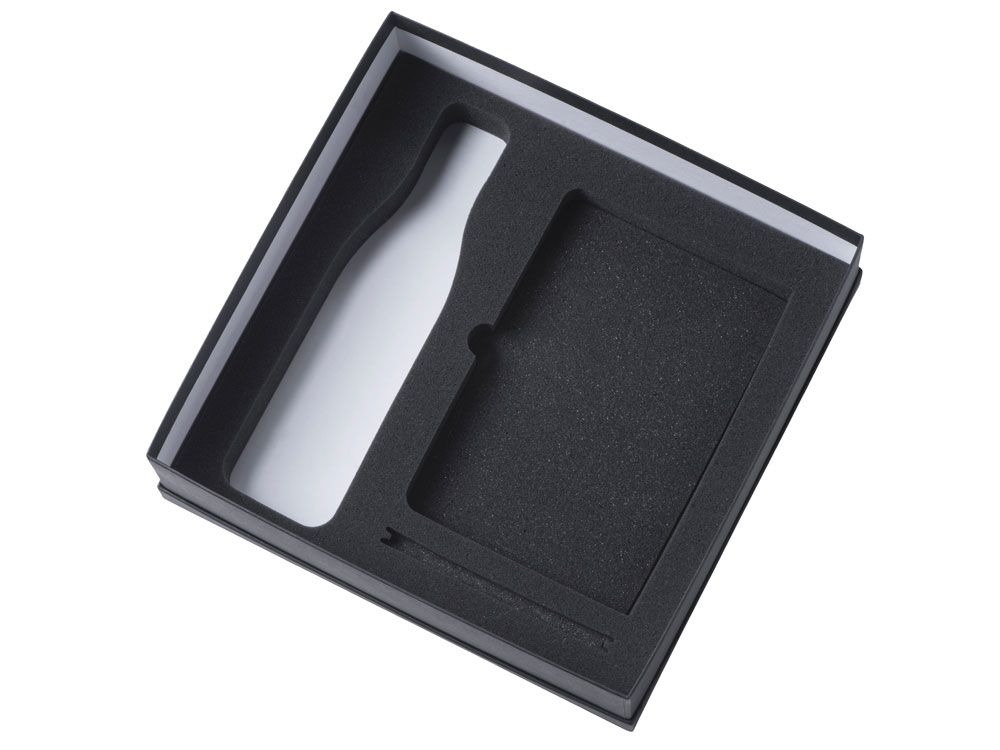 Подарочный набор с блокнотом С1, металлической ручкой и термобутылкой, черный Подарочный набор с блокнотом С1, металлической ручкой и термобутылкой, черный