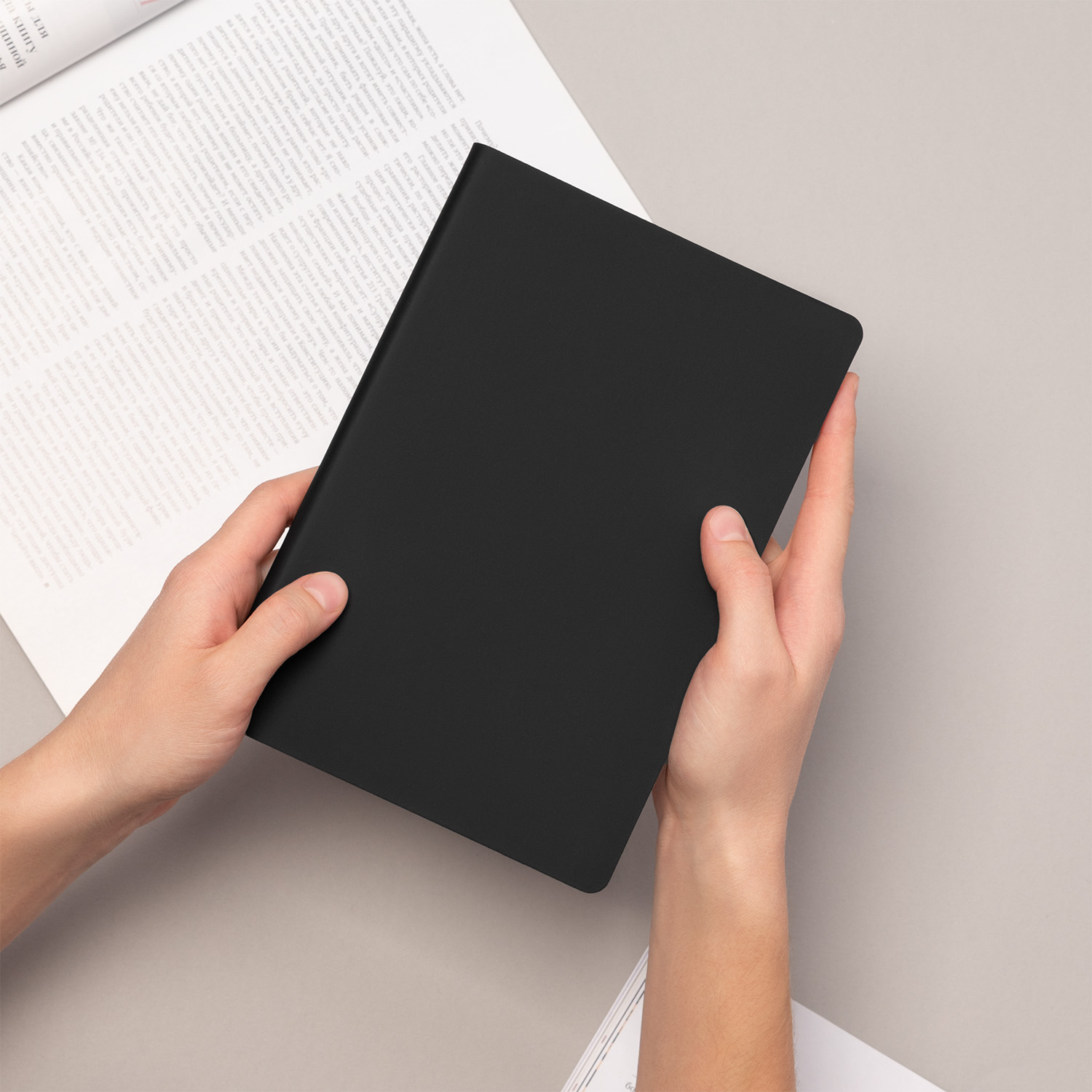 Ежедневник Спарк (Spark) недатированный, черный (без упаковки, без стикера)