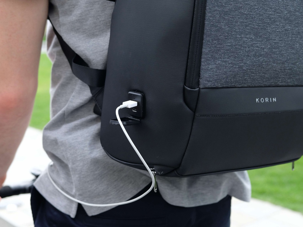 Антикражный рюкзак FlexPackPro для ноутбука 15.6, серый/черный Антикражный рюкзак FlexPackPro для ноутбука 15.6, серый/черный