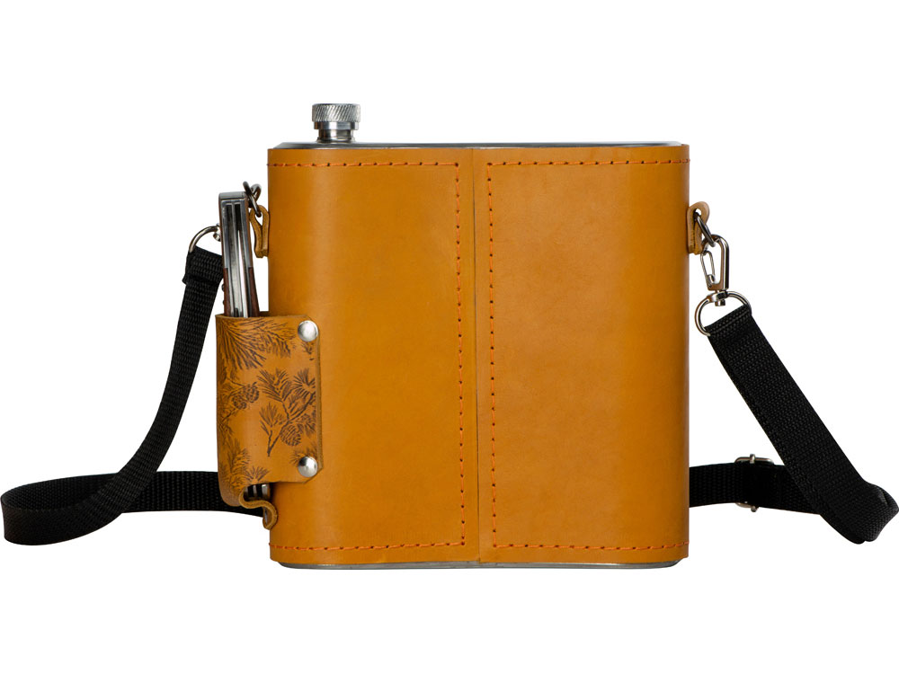 Набор Подарочный: фляга 510/2(рыжая кожа), 1,5 л+ 2 стаканчика+нож Набор Подарочный: фляга 510/2(рыжая кожа), 1,5 л+ 2 стаканчика+нож