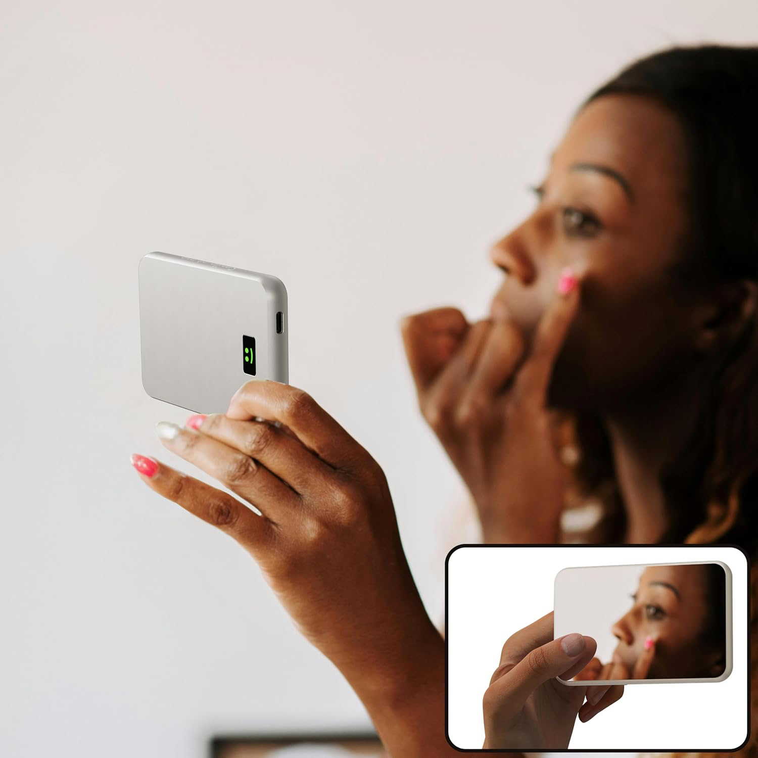 Внешний беспроводной аккумулятор Xoopar Smile с MagSafe и зеркалом, 5000 мА·ч