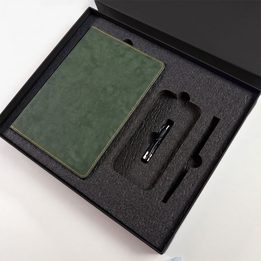 Набор подарочный  EMBER: ежедневник и power bank в коробке  с ложементом