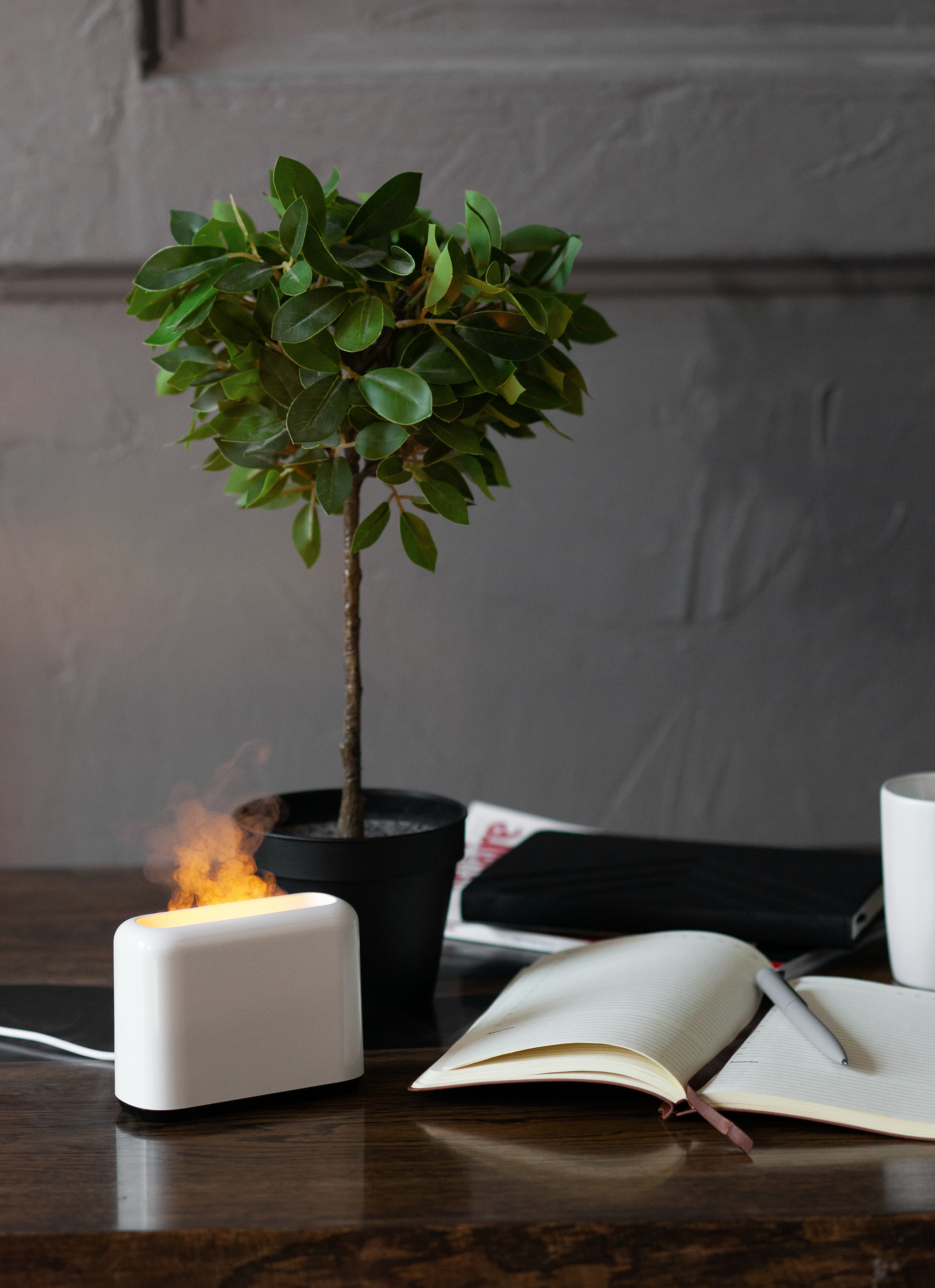 Увлажнитель "Flame" с эффектом пламени Увлажнитель "Flame" с эффектом пламени