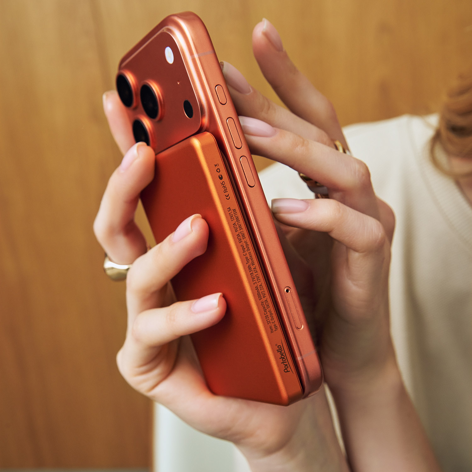 Внешний аккумулятор Атлантис (Atlantis) PD 5000mAh с функцией беспроводной зарядки 15W, оранжевый
