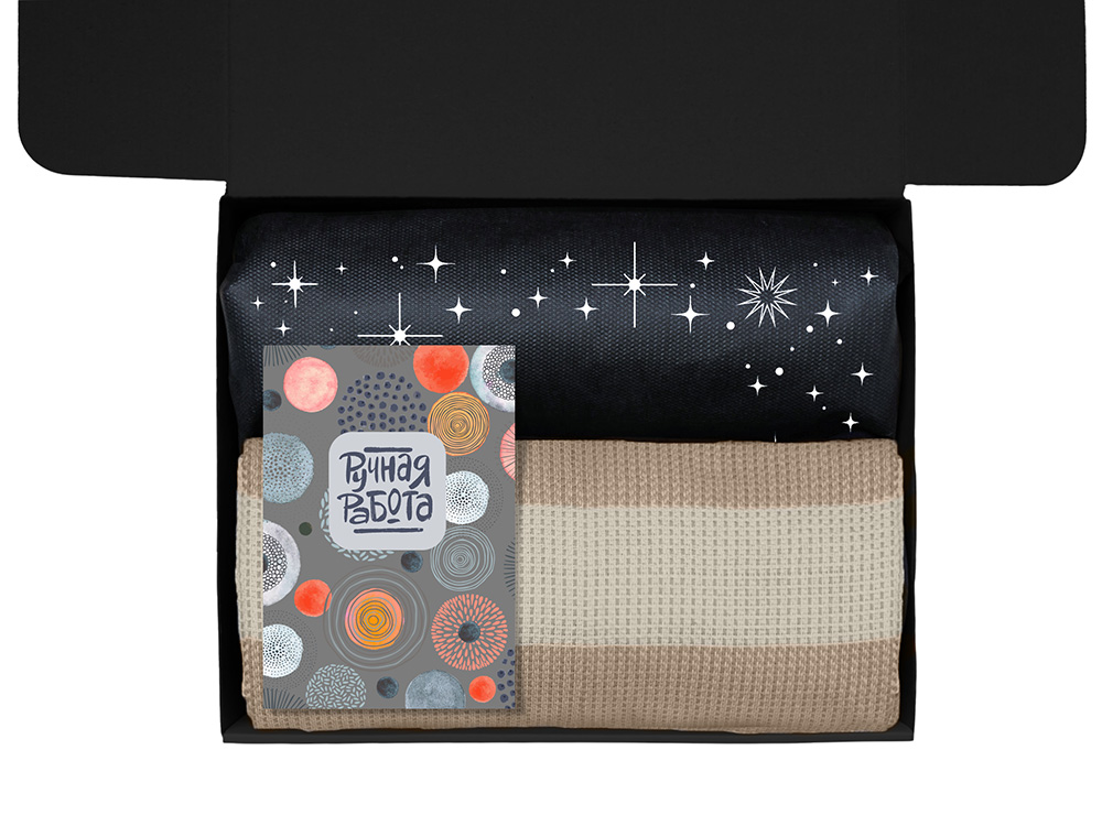 Подарочный набор Re:y. Warm с пледом, термосом и чаем Подарочный набор Re:y. Warm с пледом, термосом и чаем