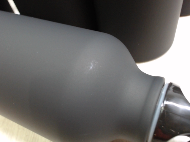 Матовая спортивная бутылка Oregon с карабином и объемом 400 мл, черный