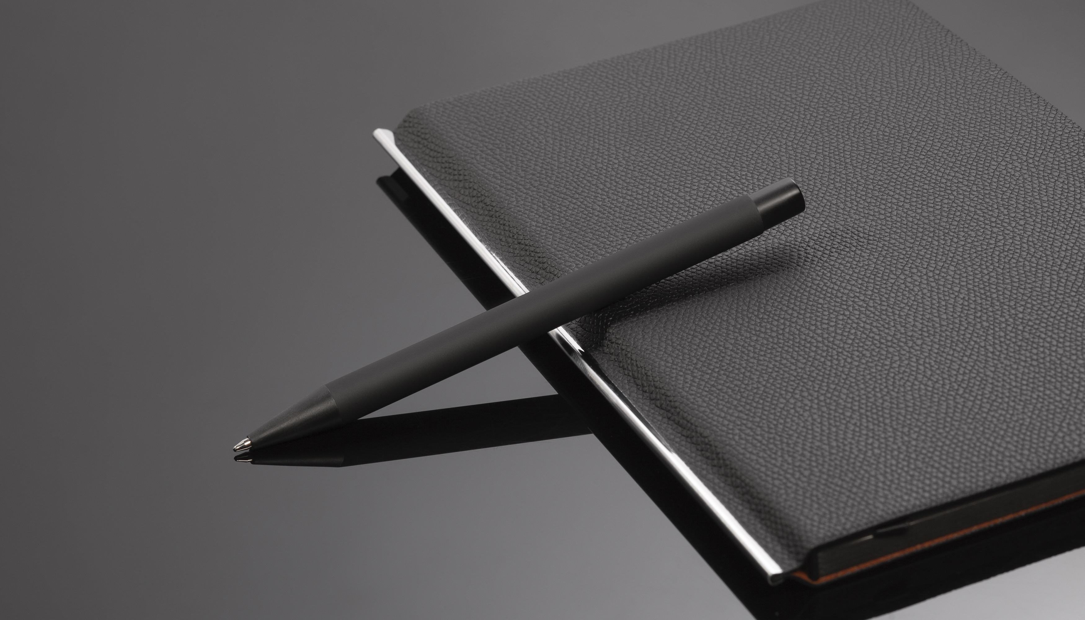 Ручка шариковая "Aurora", покрытие soft touch Ручка шариковая "Aurora", покрытие soft touch