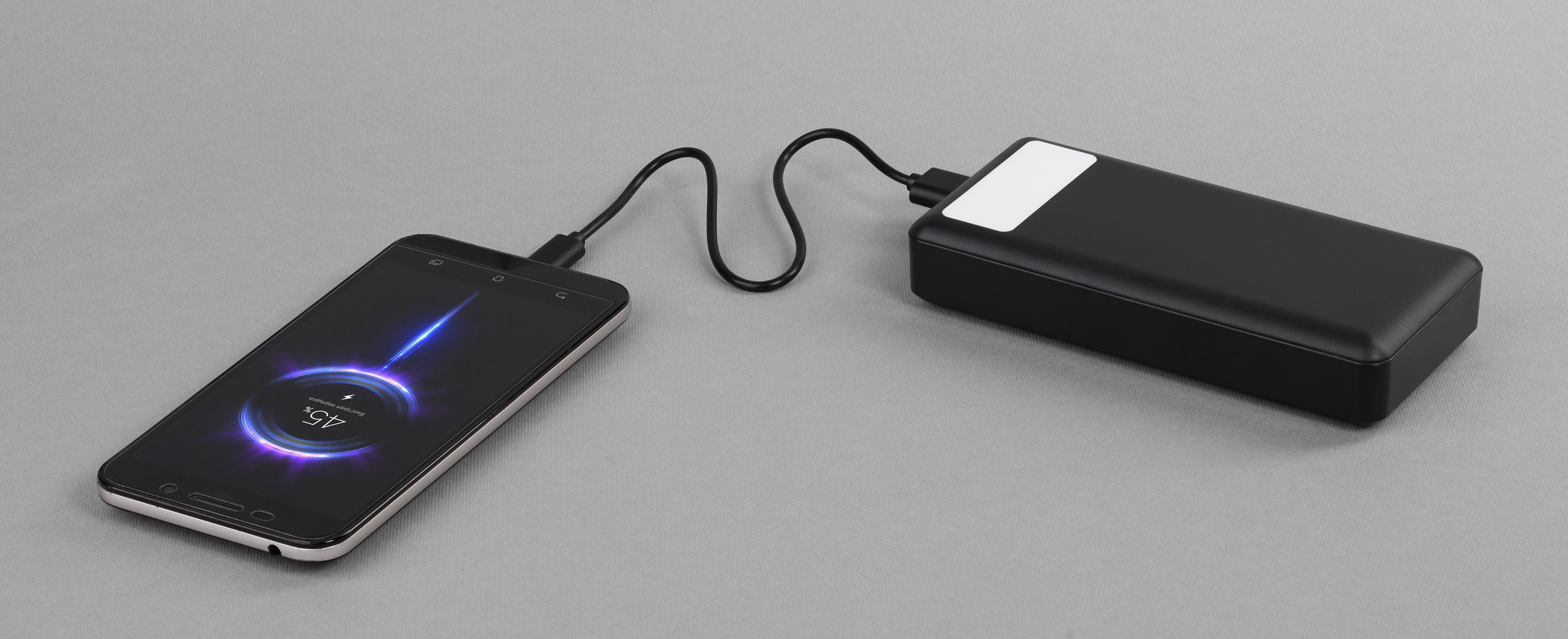 Зарядное устройство "Lumos Max" 20000 mAh с фонариком Зарядное устройство "Lumos Max" 20000 mAh с фонариком