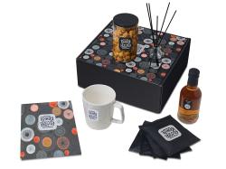 Подарочный набор Re:y. Treat с кружкой, сиропом и попкорном Подарочный набор Re:y. Treat с кружкой, сиропом и попкорном