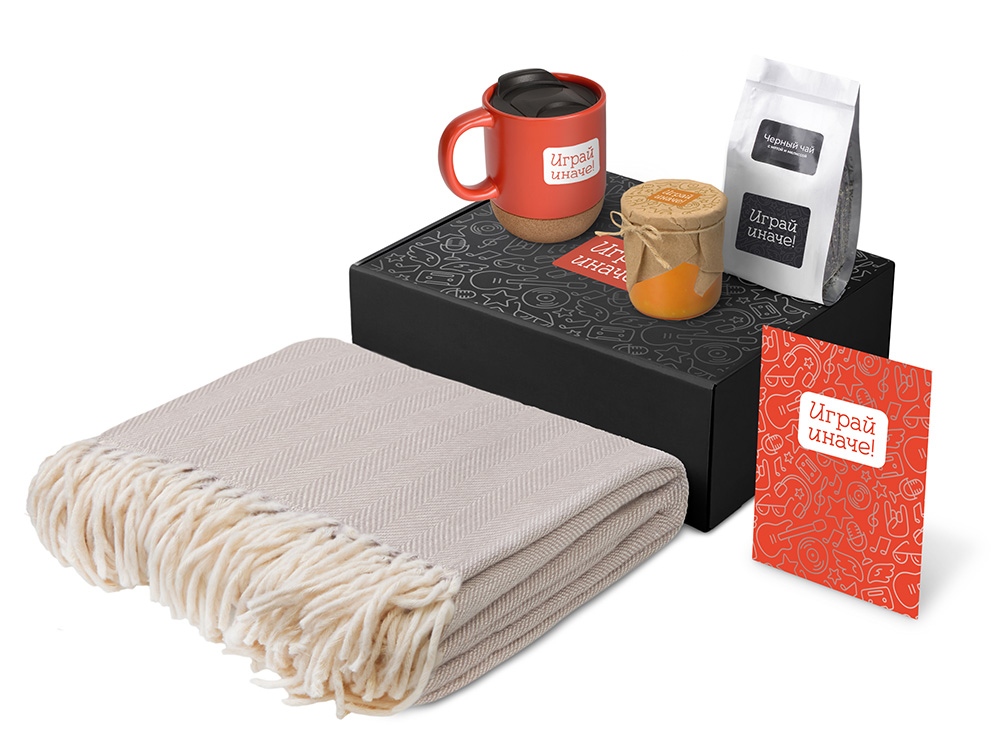 Подарочный набор Re:y. Nest с пледом, кружкой и вареньем
